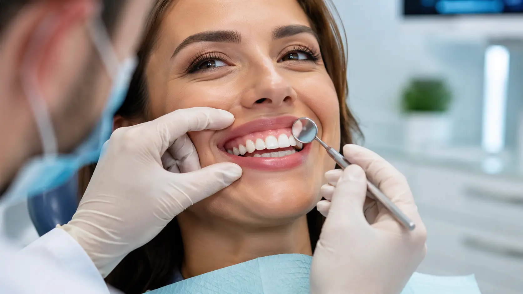 The Gummy Smile Explained: What Dentists Know That Viral Memes Don’t